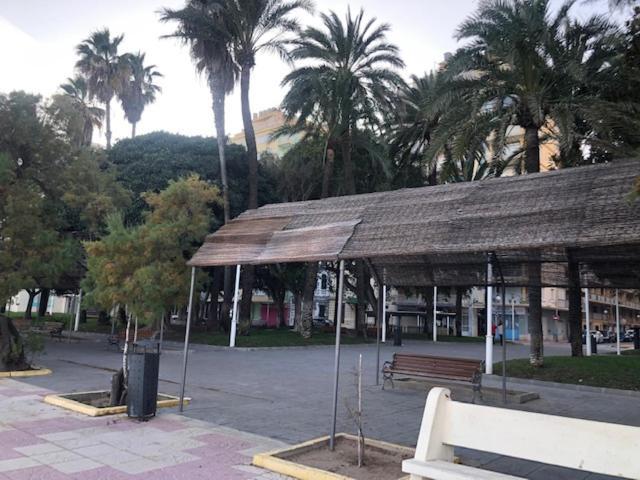 A 50 M De La * Cullera