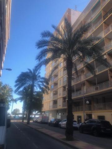 A 50 M De La *